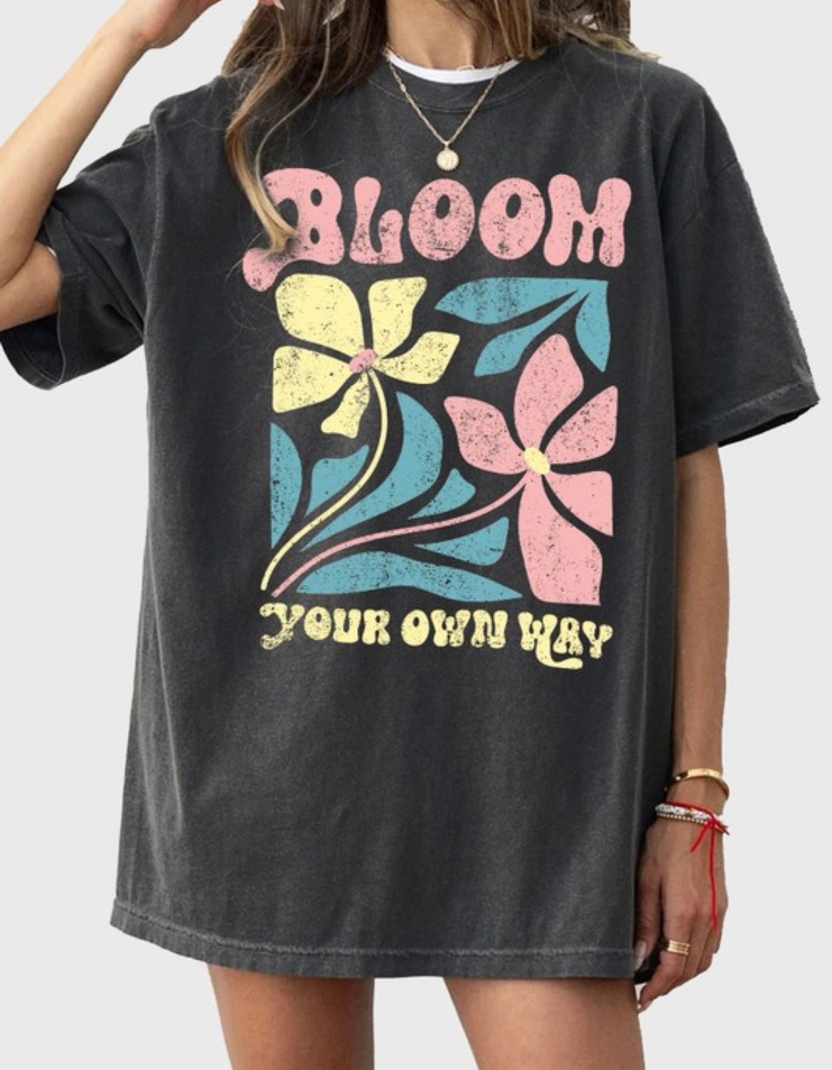 Black Bloomin’ Tee